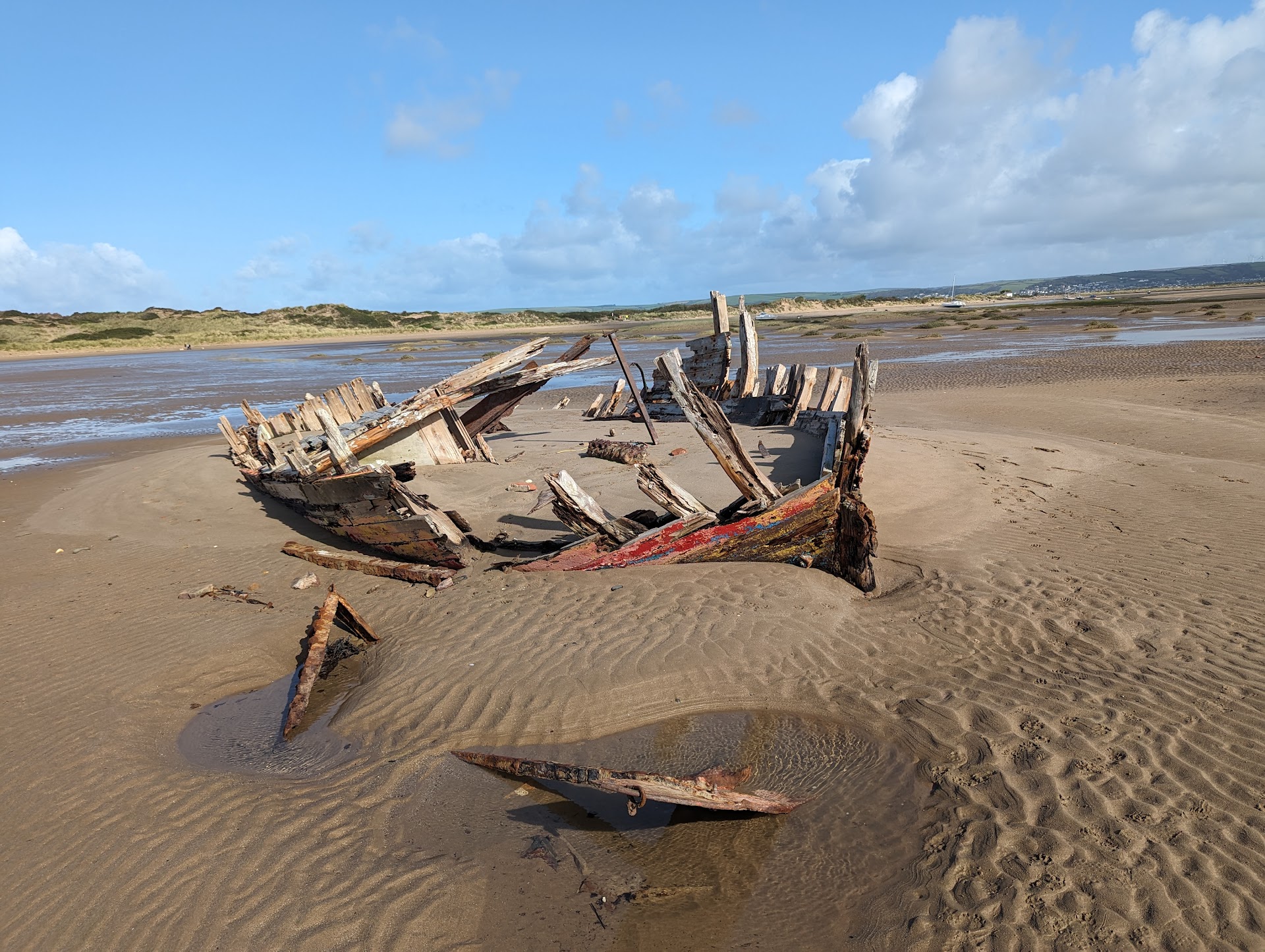 Crow Point dog-friendly beach, North Devon — year-round dog access