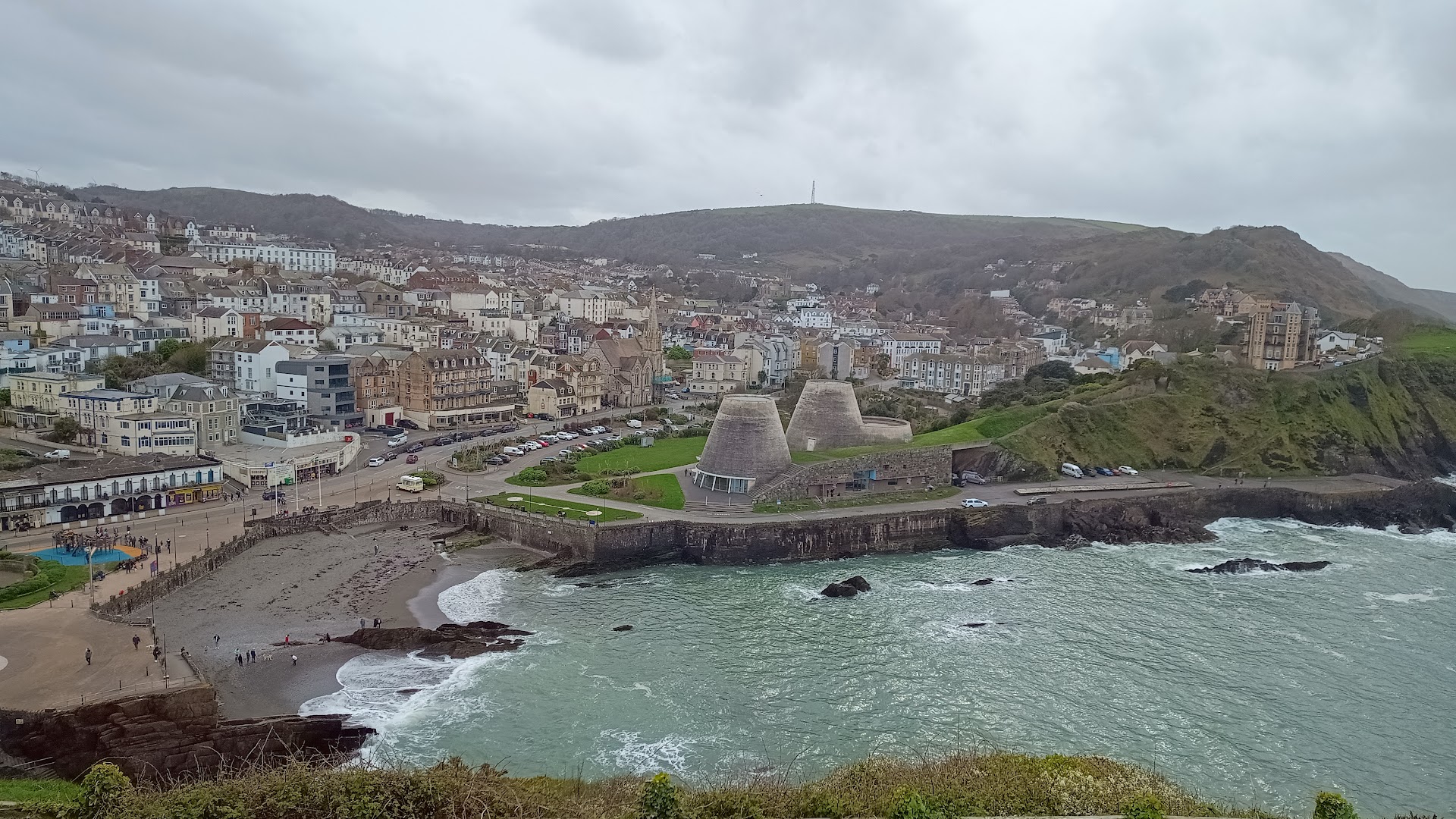 Ilfracombe Beach. dog-friendly beach, North Devon — year-round dog access