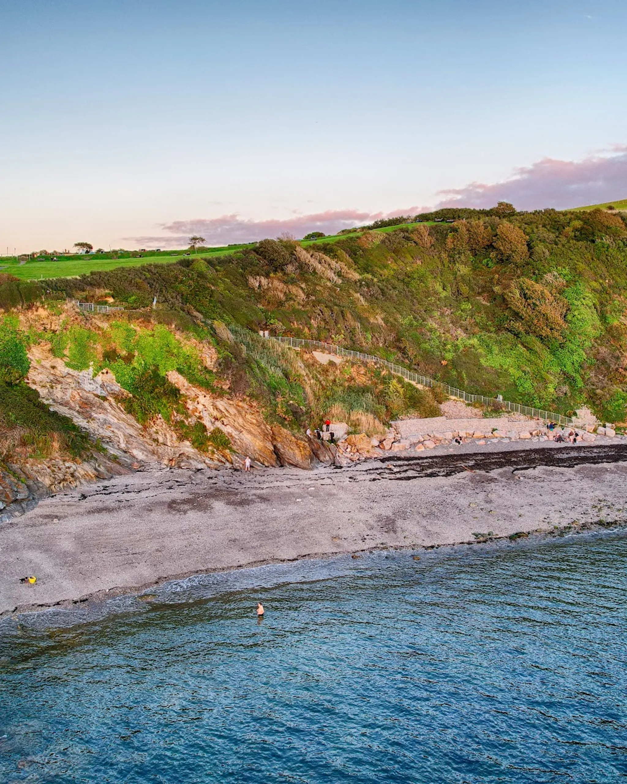 Jennycliff Beach dog-friendly beach, South Devon — year-round dog access