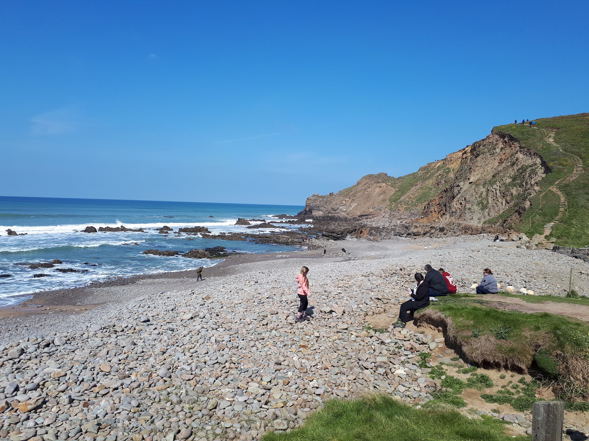 Northcott Mouth Beach dog-friendly beach, North Devon — year-round dog access