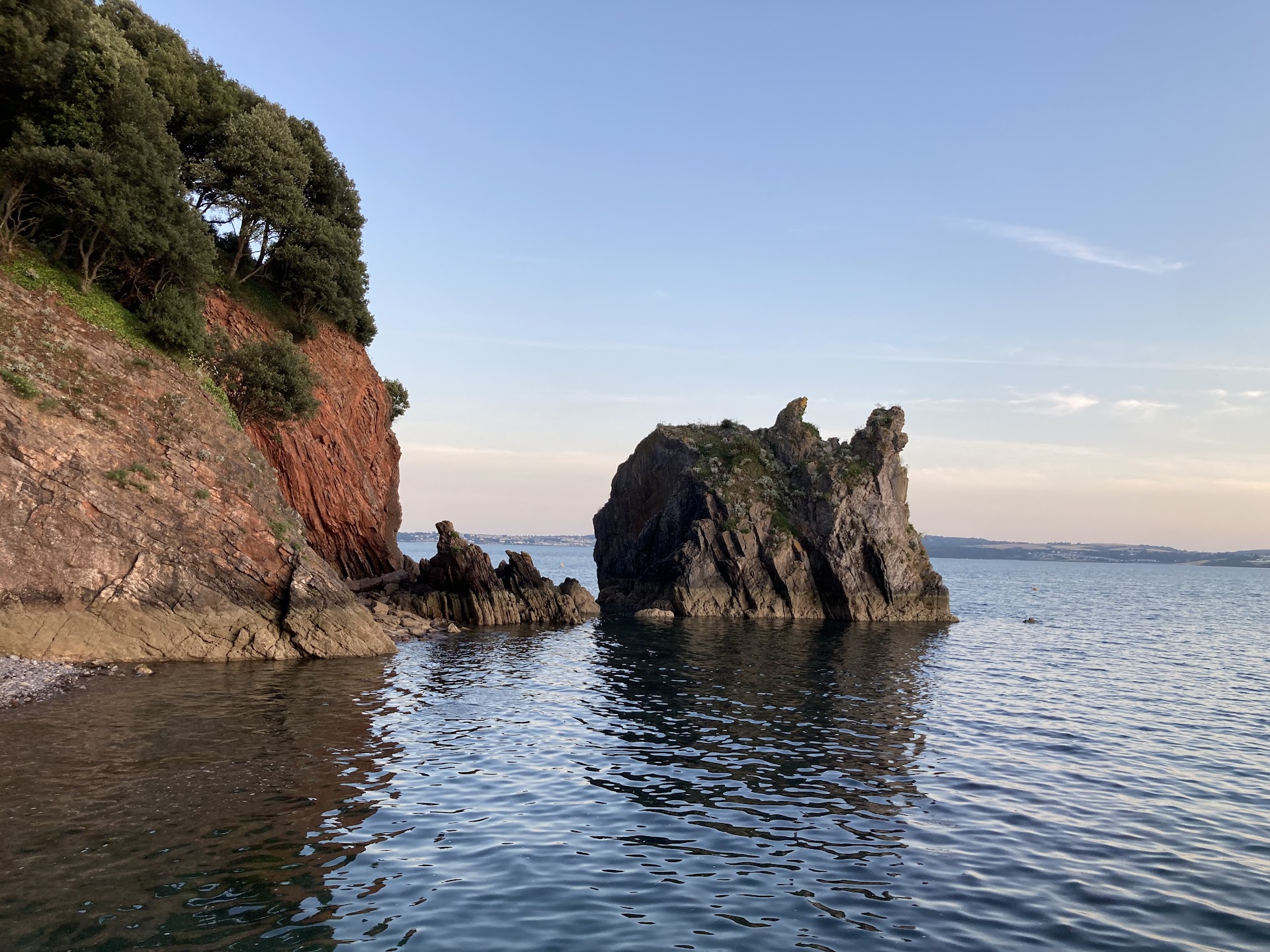Peaked Tor Cove dog-friendly beach, Torbay — year-round dog access