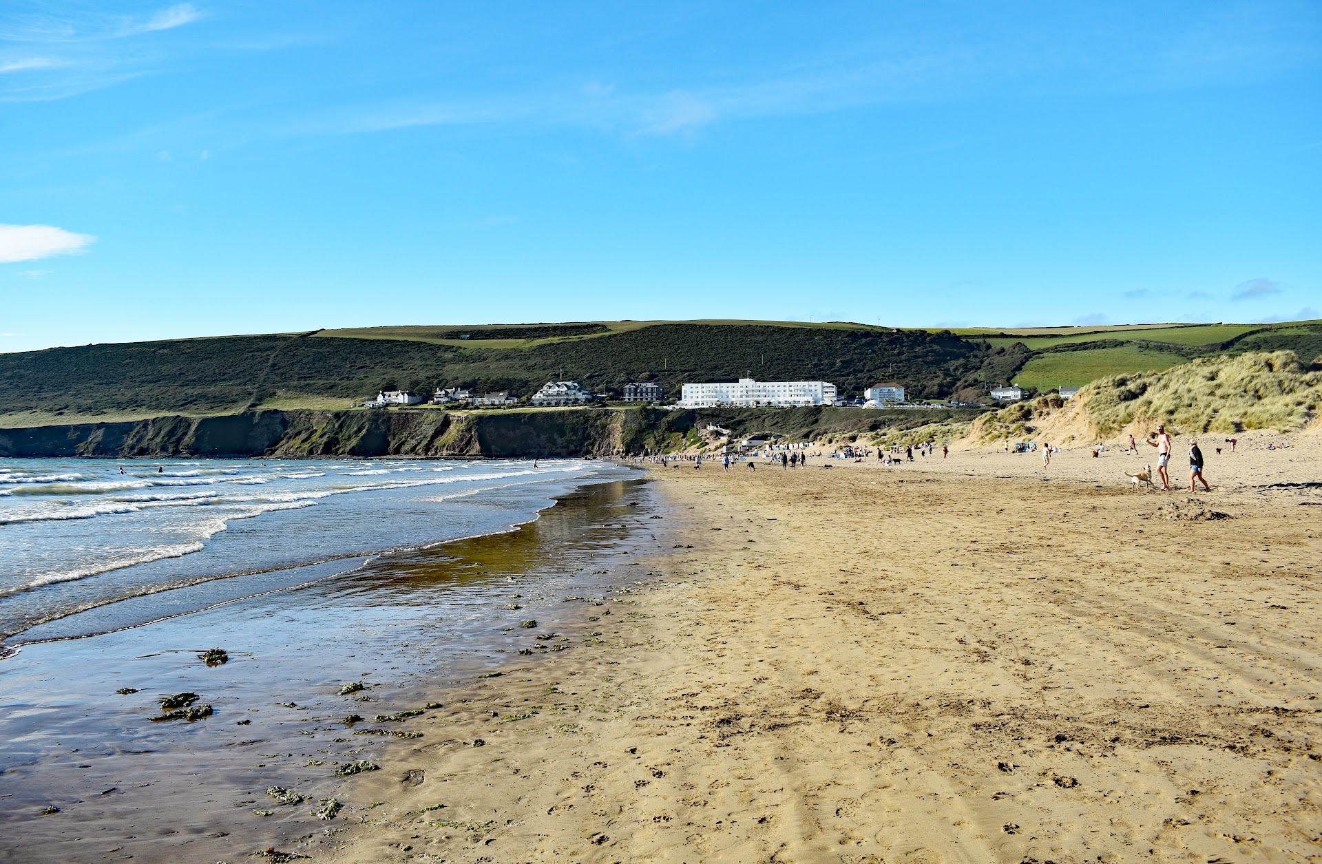 Saunton Sands dog-friendly beach, North Devon — year-round dog access